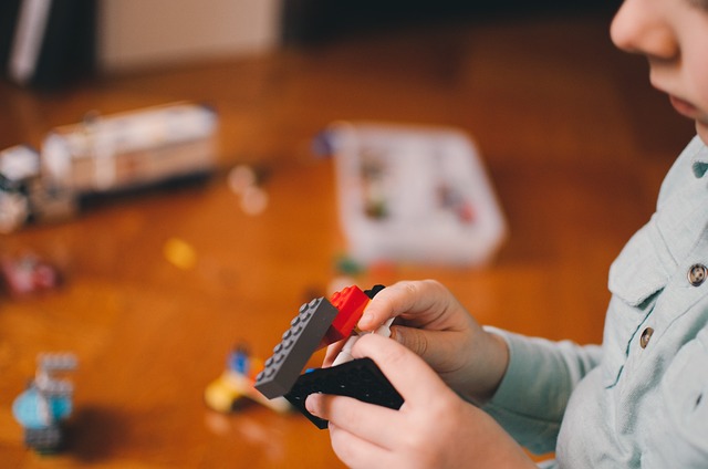 Klodskasse-mani: Hvordan lego bygger bro mellem generationer